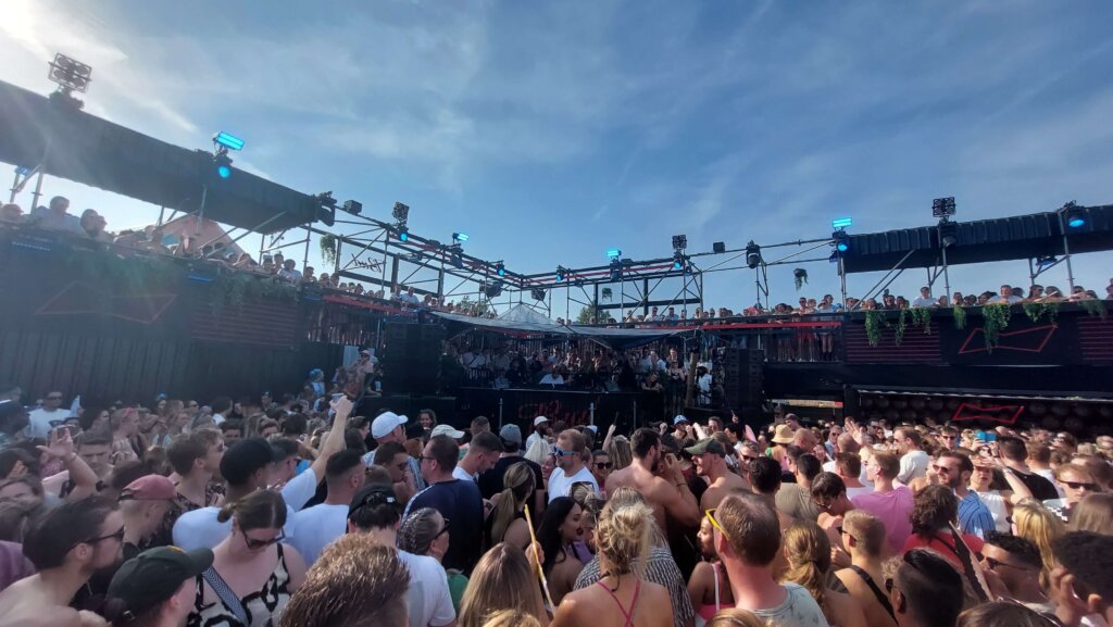 Report: Dream Village 2023 - Festival Fans